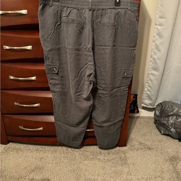 Torrid women’s linen pants - Picture 2 of 4